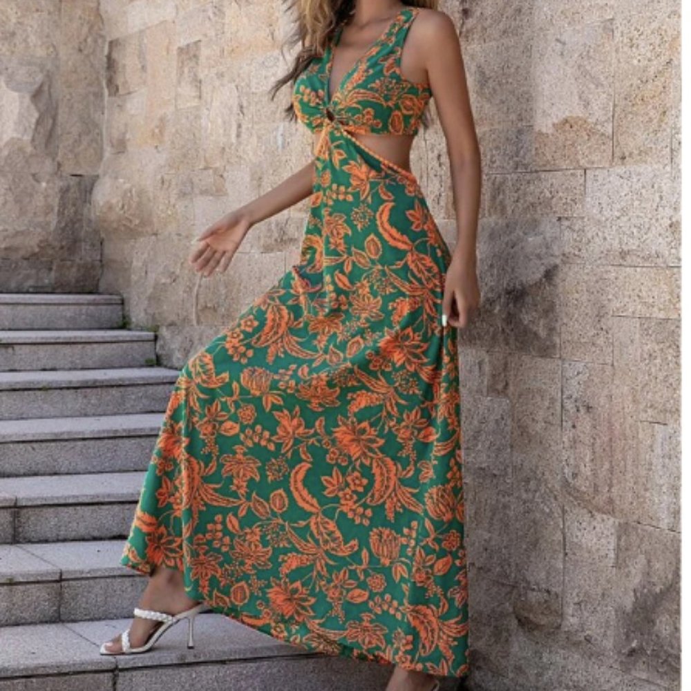 Floral Print Ring Linked Cut Out Tie Back Maxi Dress